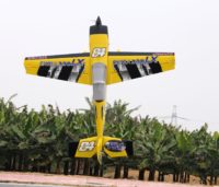 Extra 330LX – 92″